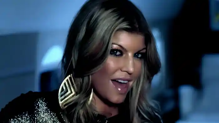 グラマラスFEAT.リュダクリス