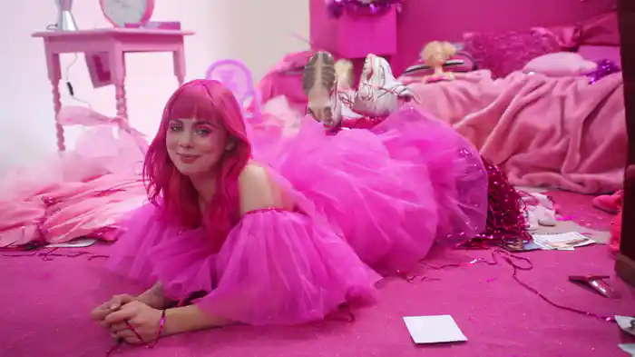 Mr 10pm Bedtime (Behind The Scenes)