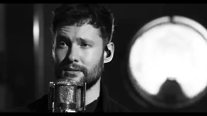 Hotel Room (1 Mic 1 Take/Live From Abbey Road Studios)