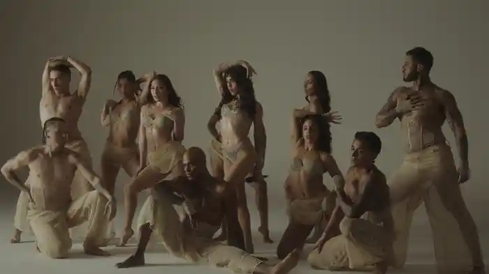 ATARI (Live Performance del film DANNA: Tenemos Que Hablar - Un filme de CHILDSTAR)