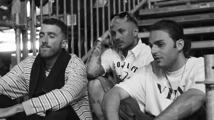 Se Mi Perdo Altrove (Milano ‘19) (Backstage Live @ Castello Sforzesco, Milano / 2019)