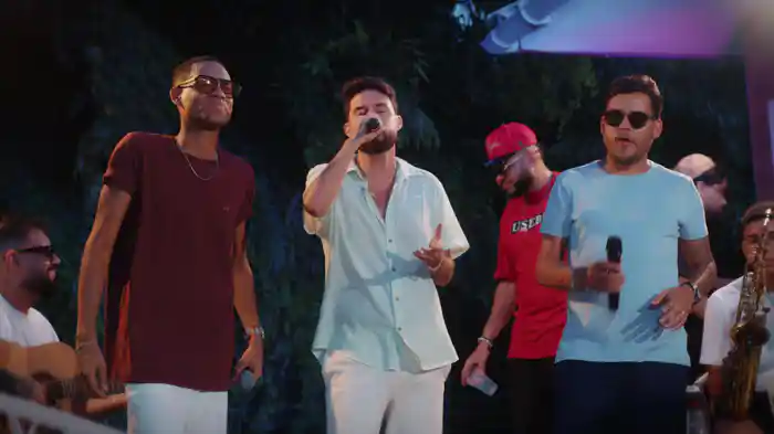 A Dor Desse Amor / Ela Não Está Aqui (Ao Vivo)