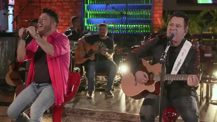 Quatro Fases (Ao Vivo)