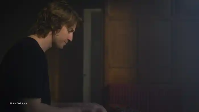 7 Minutes (Mahogany Session)