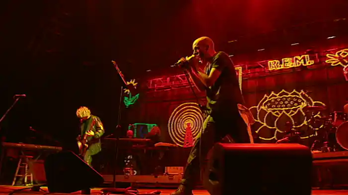 Walk Unafraid (Live From Glastonbury Festival / 1999)