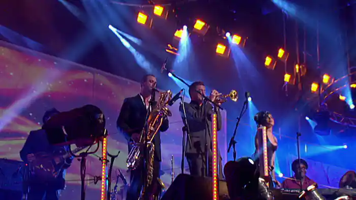 You Know I'm No Good (Live From Friday Night Project / 2007)