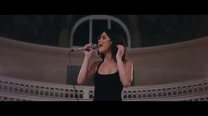 skinny bitch (acoustic version)