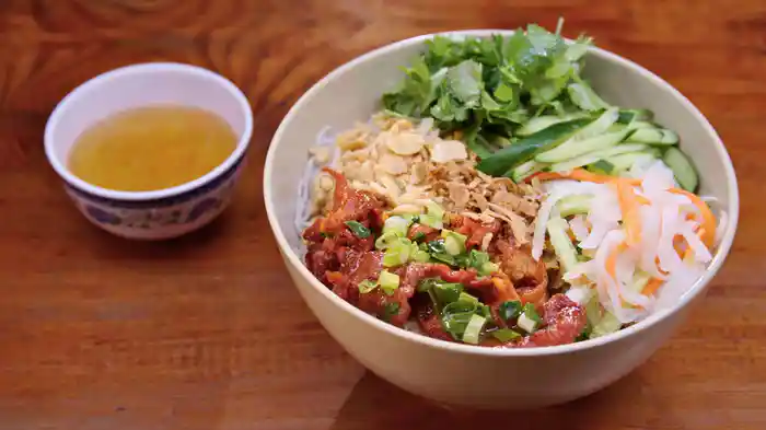 神奈川県横浜市上飯田町のブンティットヌングとチャージョー