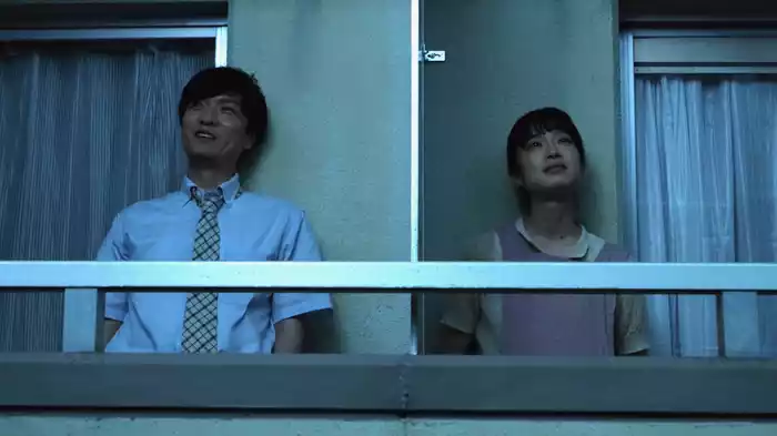 「サレ妻×サレ夫。壁越ラブストーリー」
