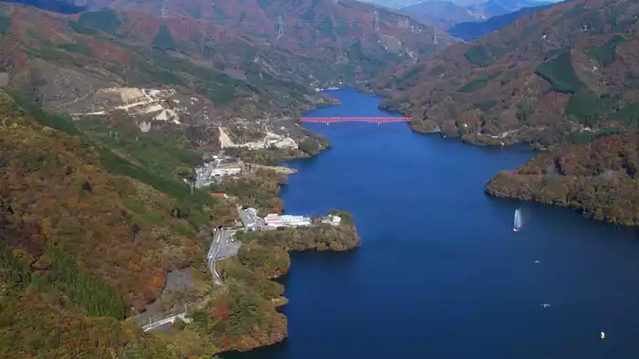 紅葉の関東ローカル線 秩父鉄道・わたらせ渓谷鐵道