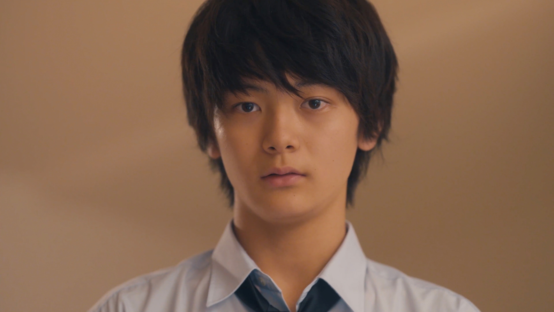 絶対バレるな…未成年の恋心