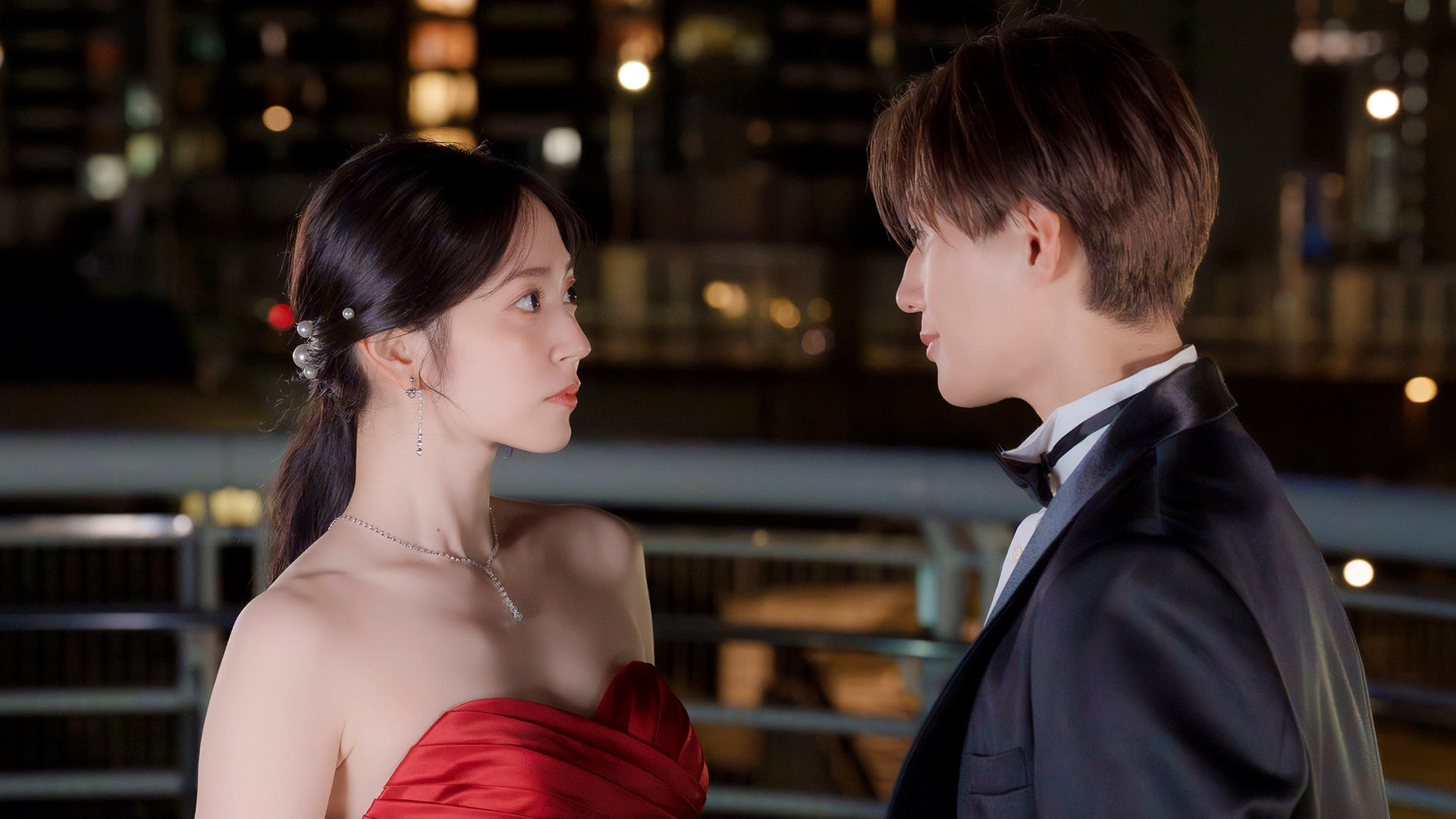 運命のパーティー…モブがついに一線を越える！？