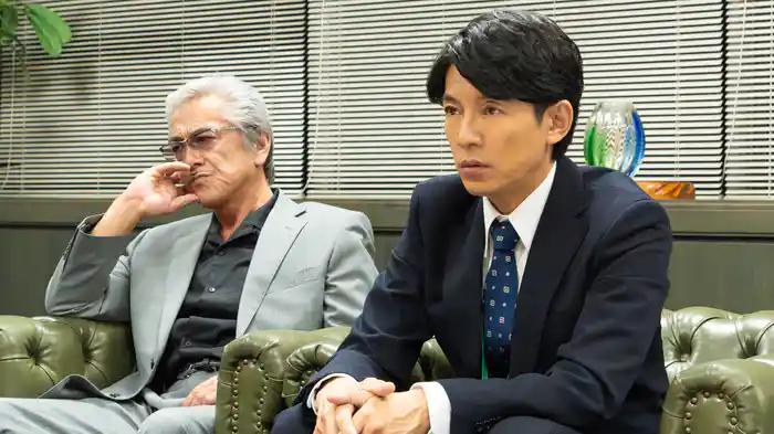 「青色の死体と青色の怨念▼３年前の事件から始まる医療界の闇を暴く!!」