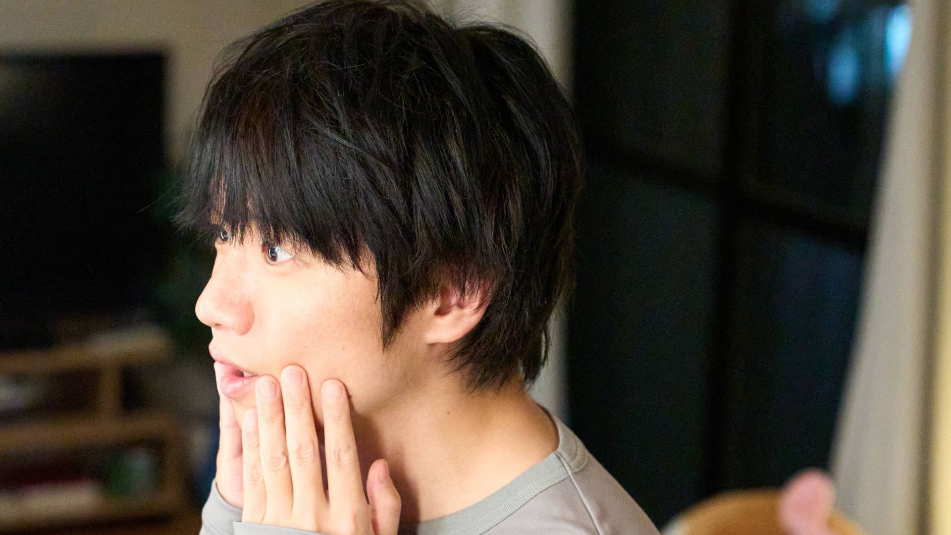 過去を知る男、登場