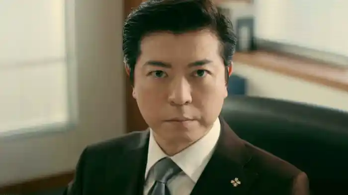 「表情のない検察官」