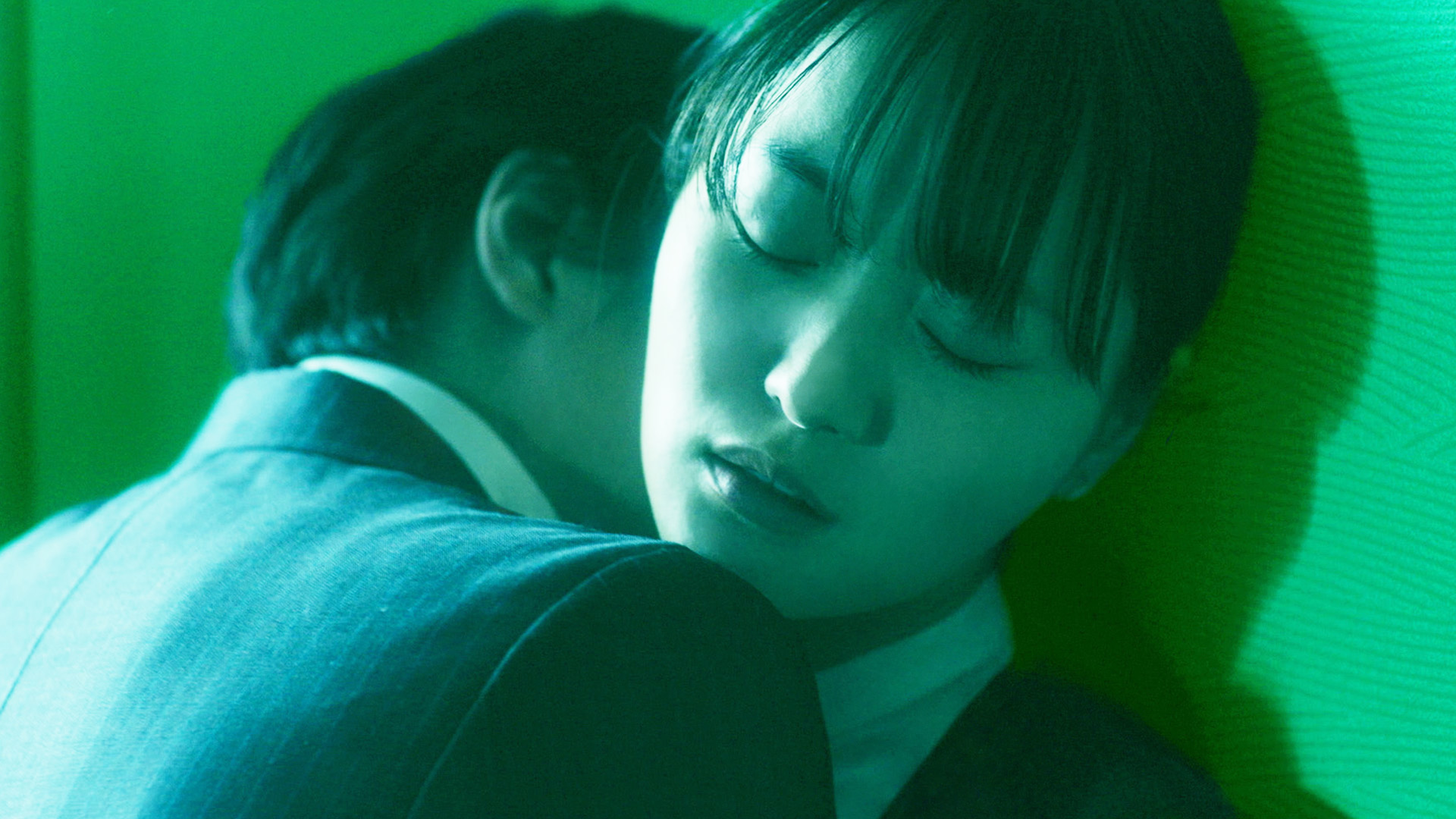 「公認不倫は帰宅即玄関キス」