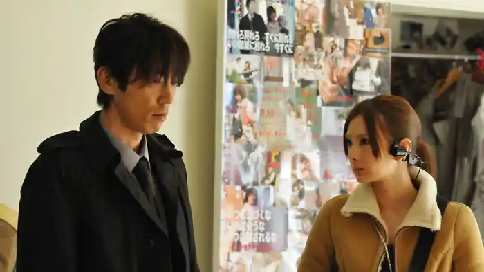 赤い死者を吊るす殺人者…