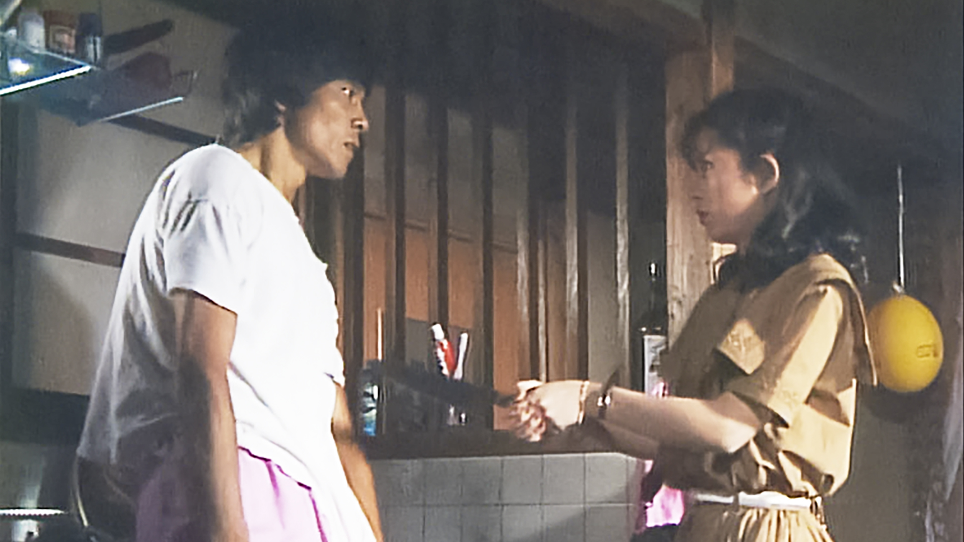 両手を空にさしのべて｡