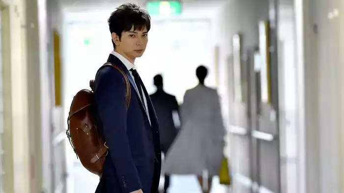0.1%にこだわる型破りな男登場!!逆転不可能な事件に挑め