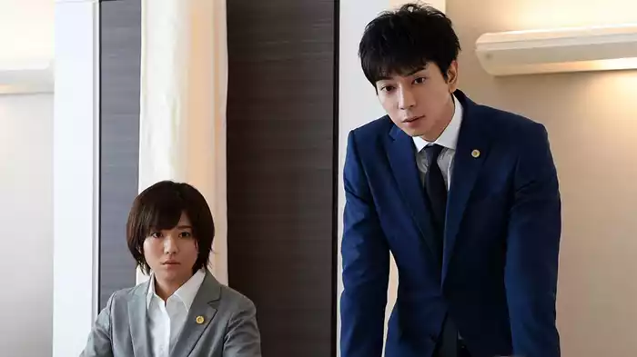 前代未聞の出張法廷 裁判官の思惑
