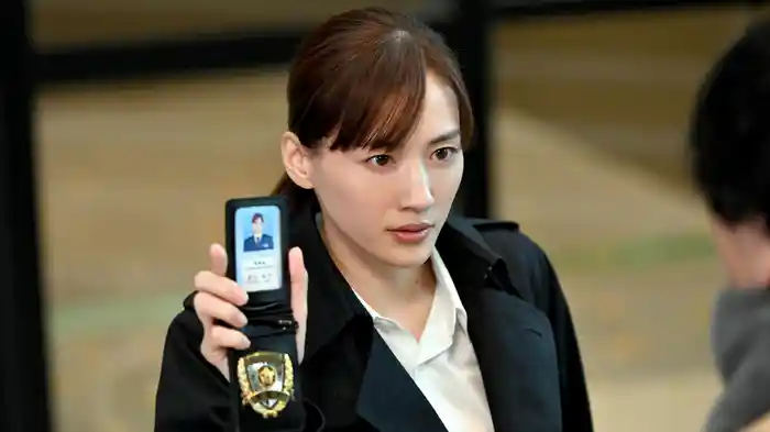 心と体が大逆転物語！私が男でアイツが女!?私が連続殺人犯なの!?運命の針が今、動くー