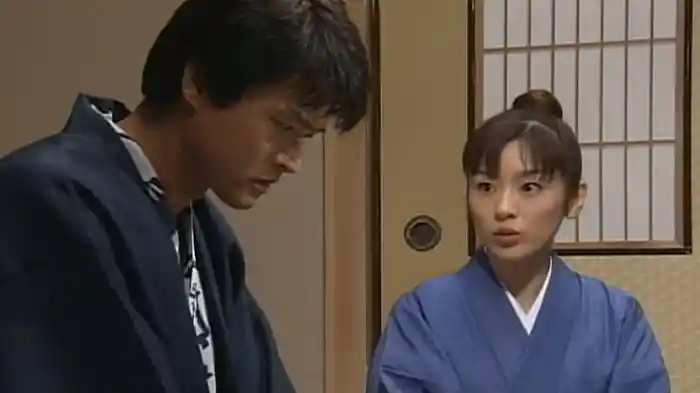 「女将も女…」