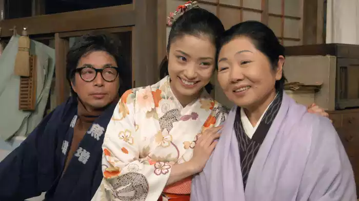 美空ひばり誕生物語 おでことおでこがぶつかって