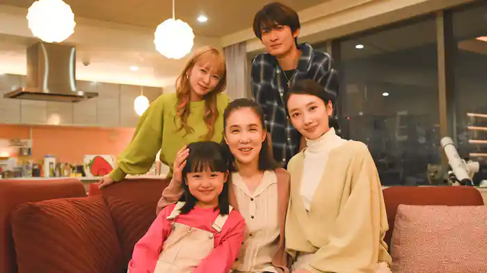 ママ友を狂わせる娘の出生の秘密…厳格な母とニセ家族生活!?