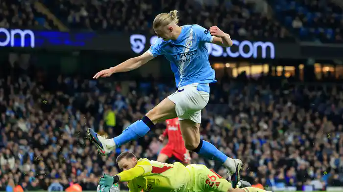 第29節 マンチェスター・C v ノッティンガム・フォレスト 3/5 [プレミアリーグ] マッチハイライト